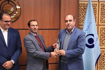 تجلیل از تیم های ورزشی کارمندان